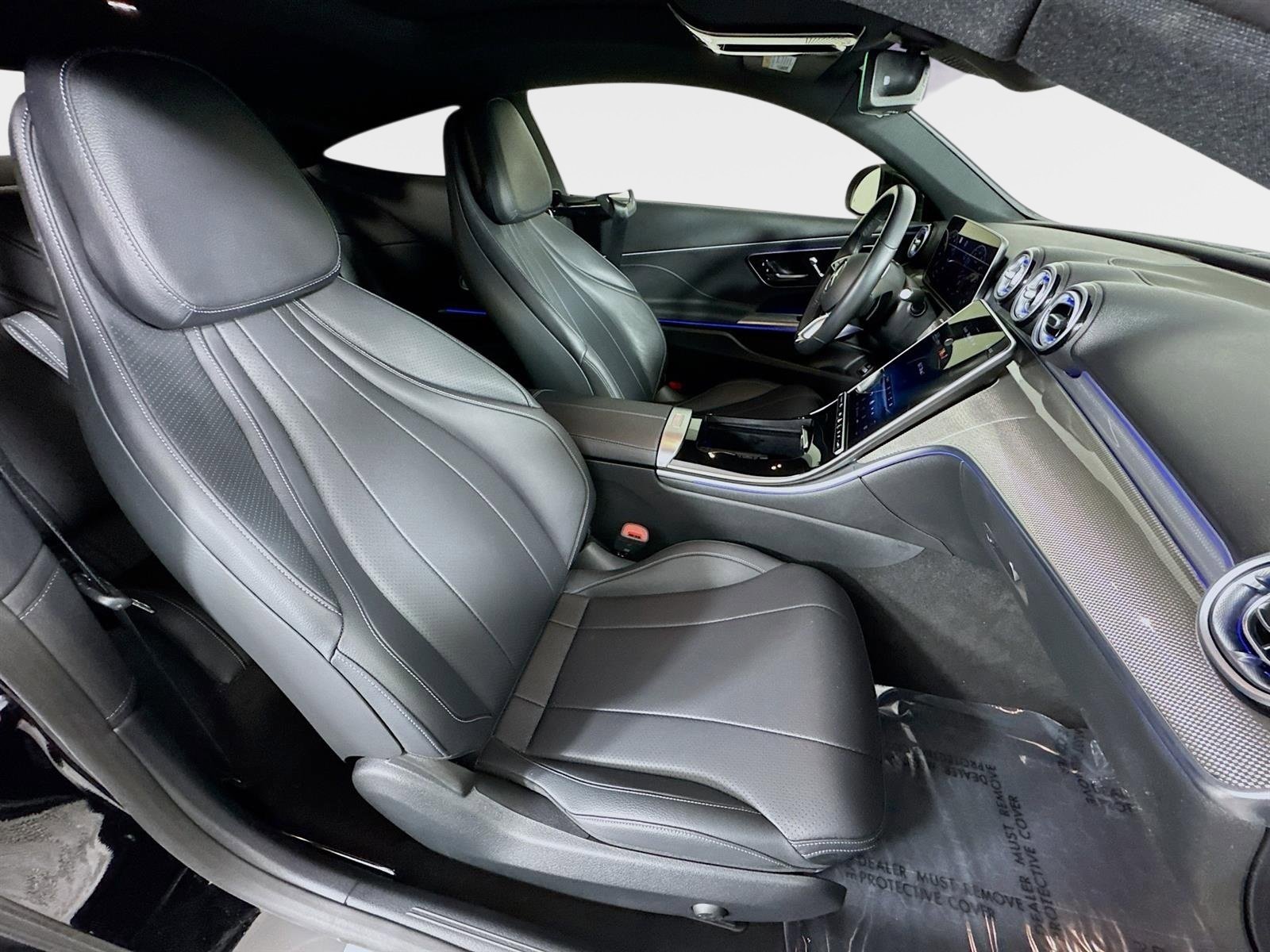 Used 2025 Mercedes-Benz CLE 300 4MATIC Coupe image 26