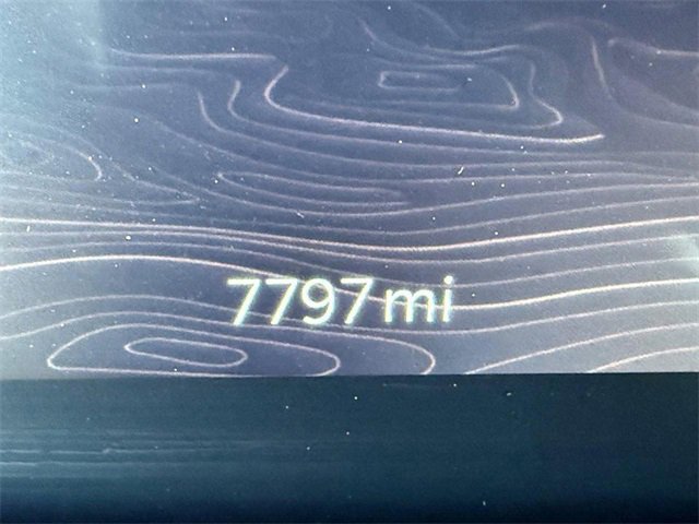 Used 2025 Jeep Grand Cherokee Laredo X image 30