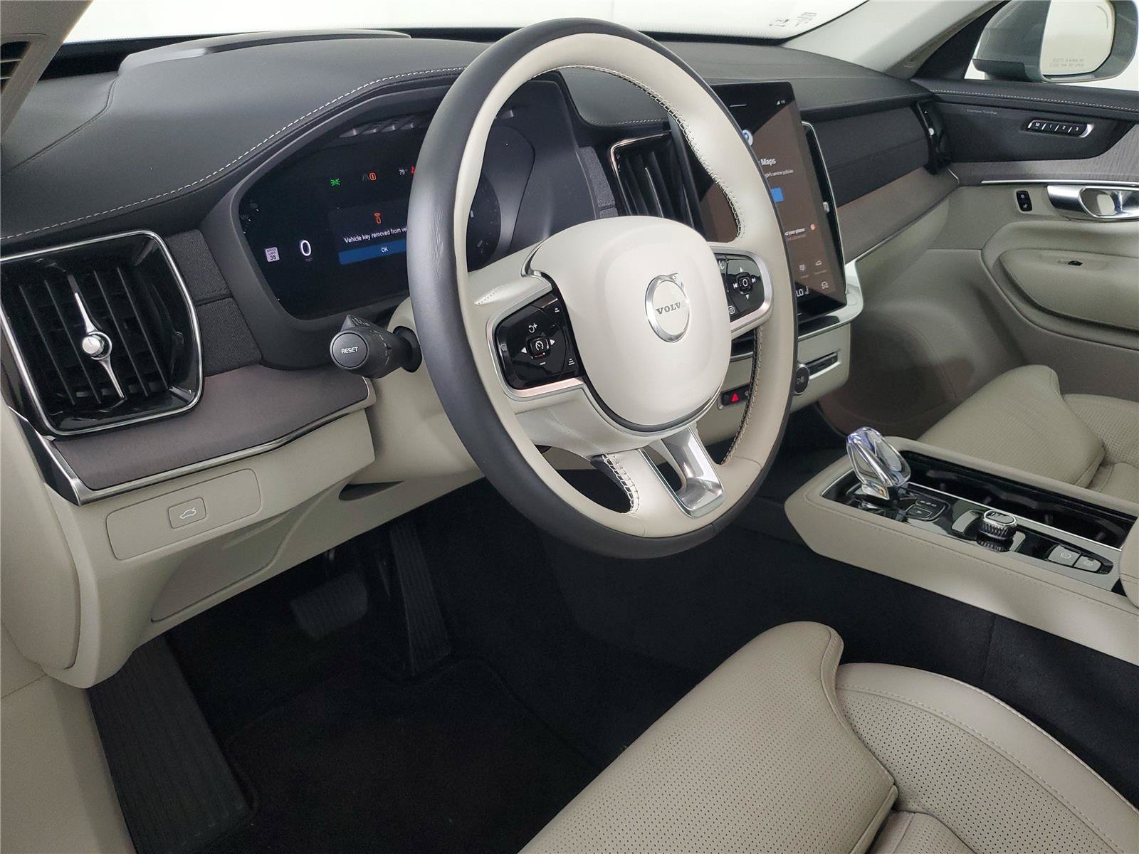 Certified 2026 Volvo XC90 B6 Ultra AWD/4WD image 24