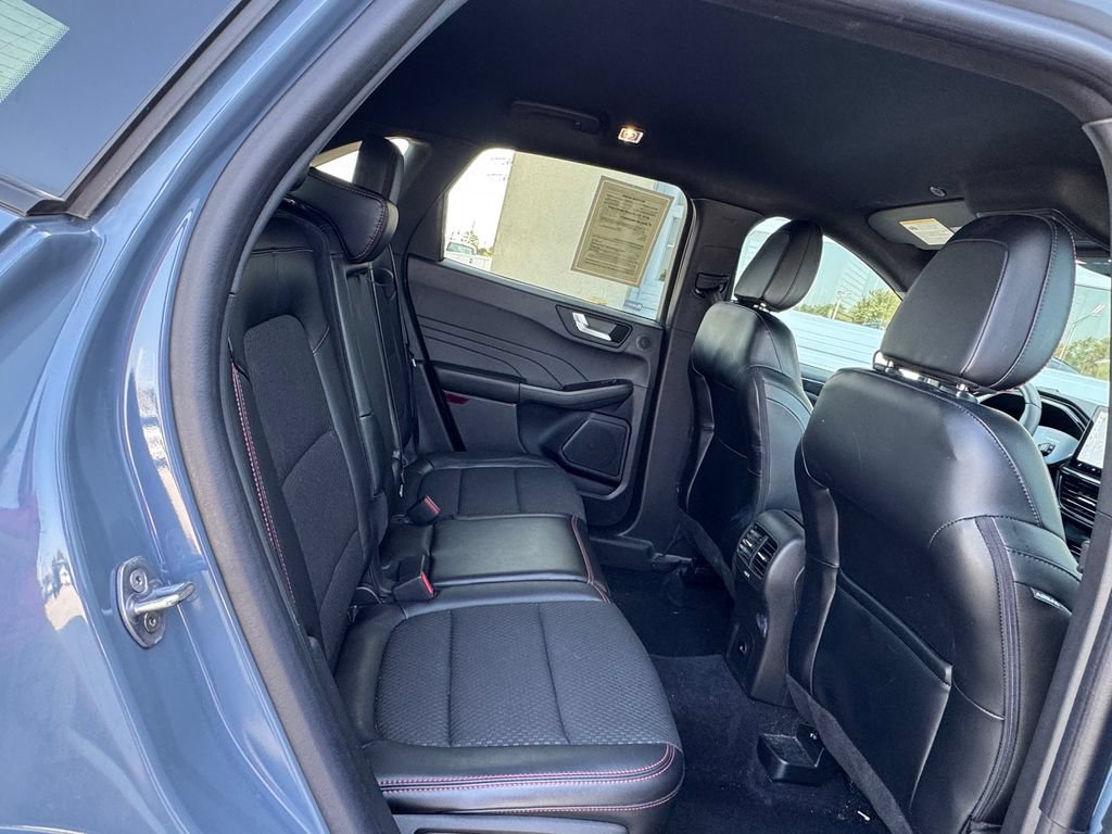 Used 2023 Ford Escape ST-Line Select w/ Tech Pack #2 AWD/4WD image 30