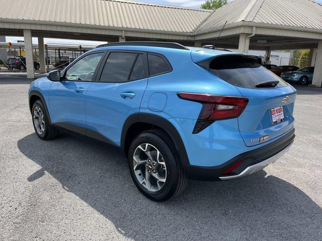 New 2026 Chevrolet Trax LT FWD image 5
