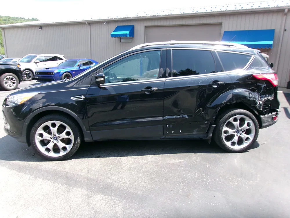 Used 2014 Ford Escape Titanium w/ Equipment Group 401A AWD/4WD image 1