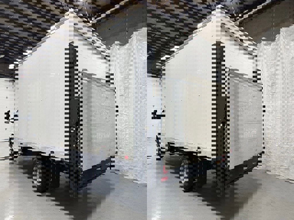 Used 2022 Chevrolet Express 3500 w/ Power Convenience Package image 5