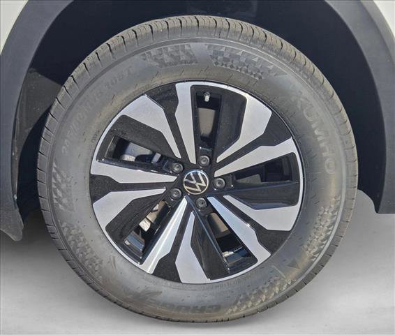 New 2026 Volkswagen Atlas Cross Sport SE image 10