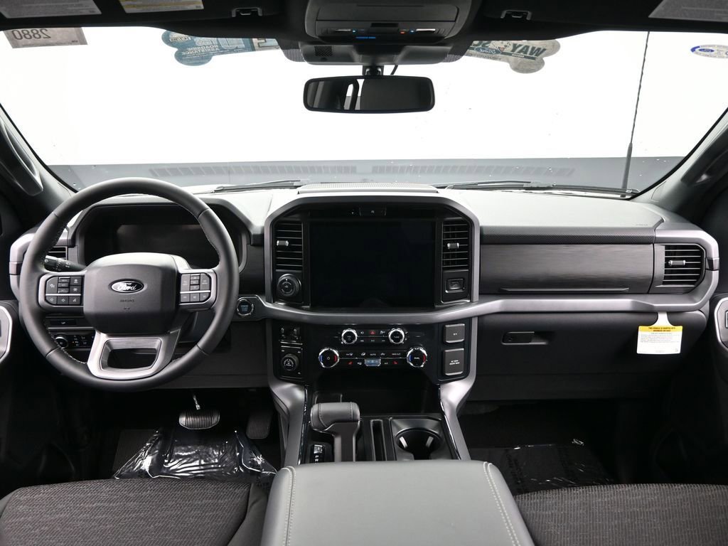 New 2026 Ford F150 XLT w/ Equipment Group 302A MID image 32