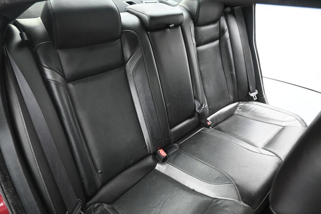Used 2020 Dodge Charger SXT w/ Leather Interior Group RWD image 13