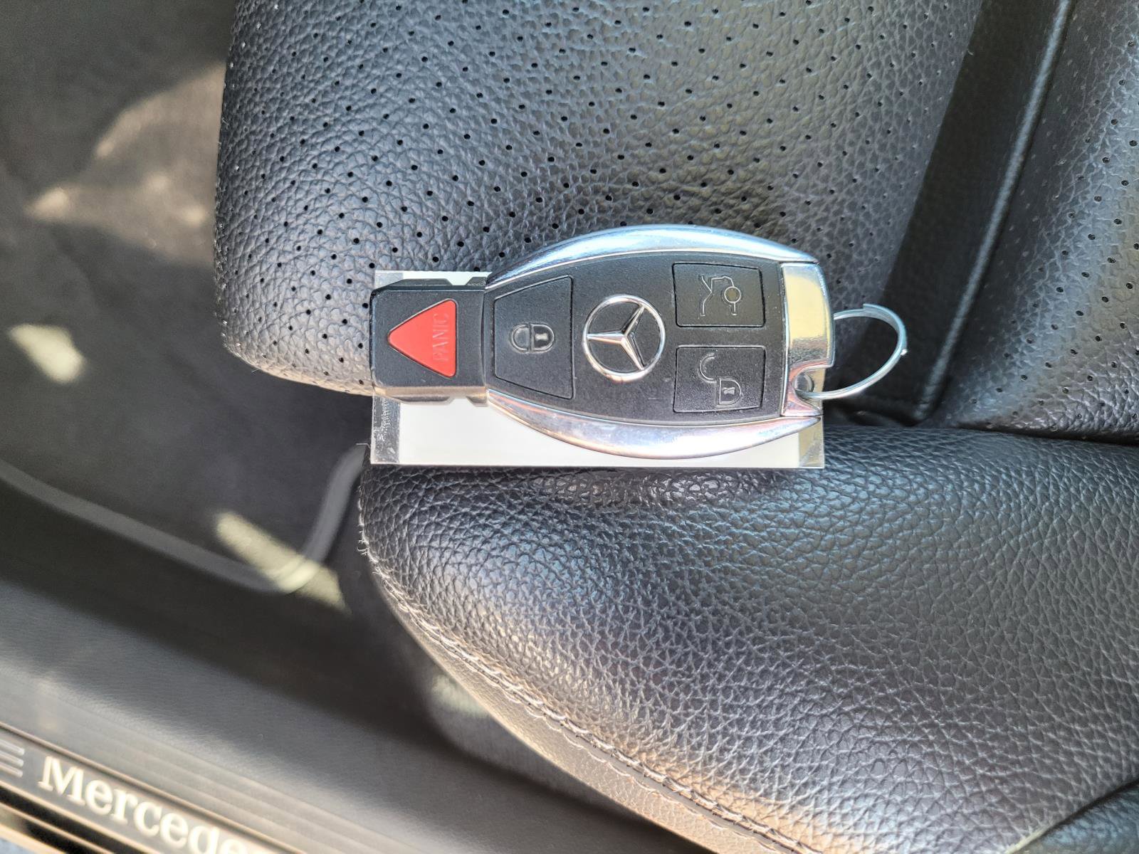 Used 2019 Mercedes-Benz GLC 300 4MATIC image 28