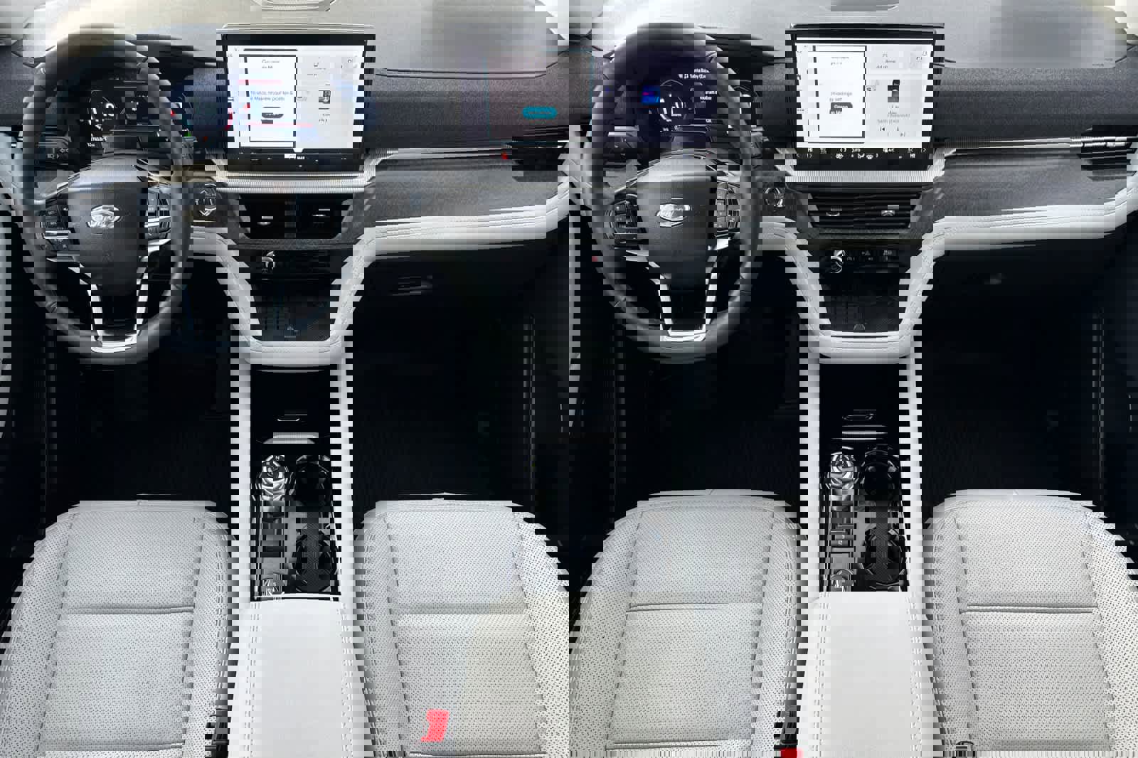 Certified 2025 Ford Explorer Platinum w/ Ultimate Package video 3