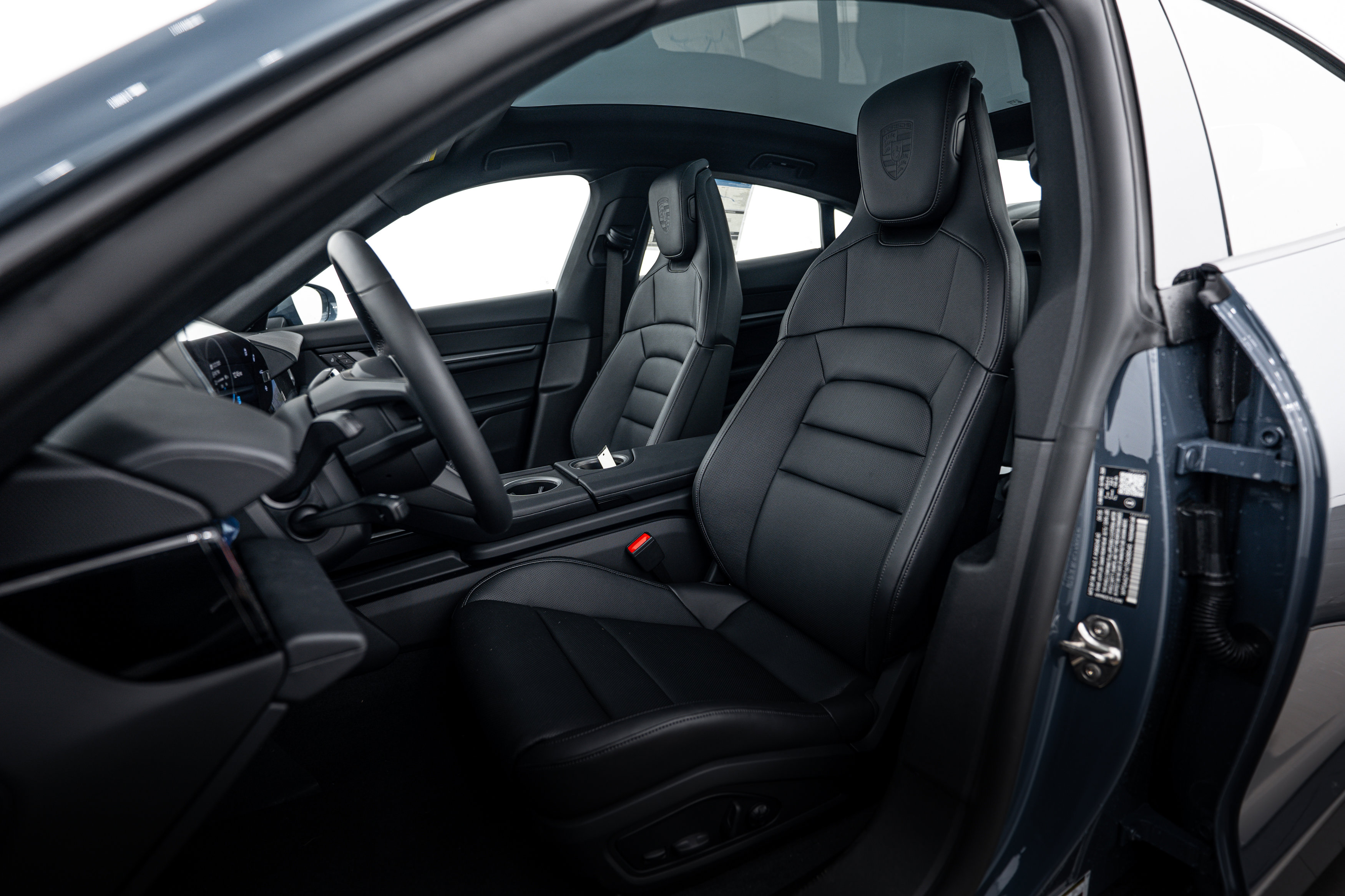 New 2026 Porsche Taycan image 5