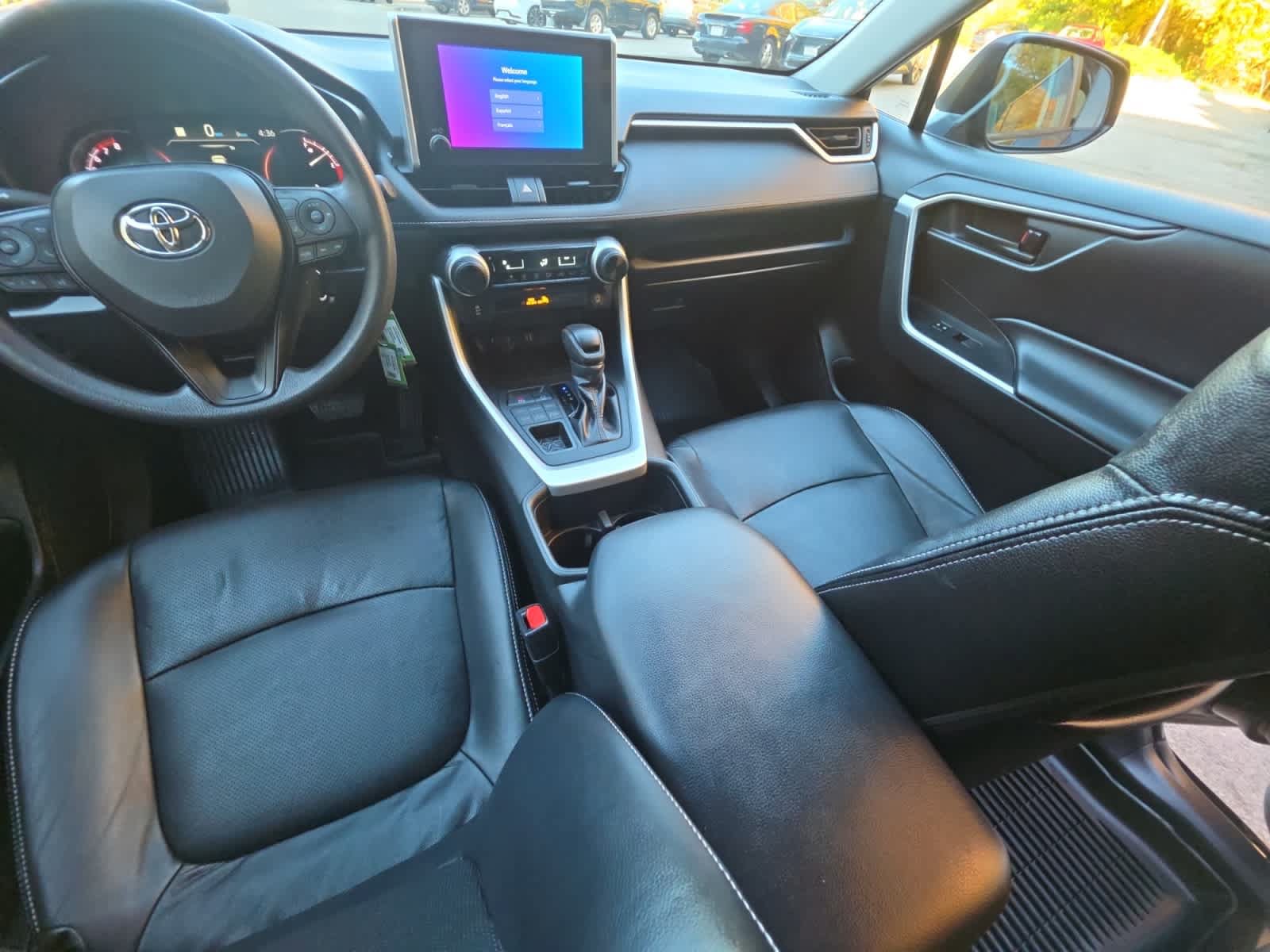 Used 2024 Toyota RAV4 LE AWD/4WD image 24