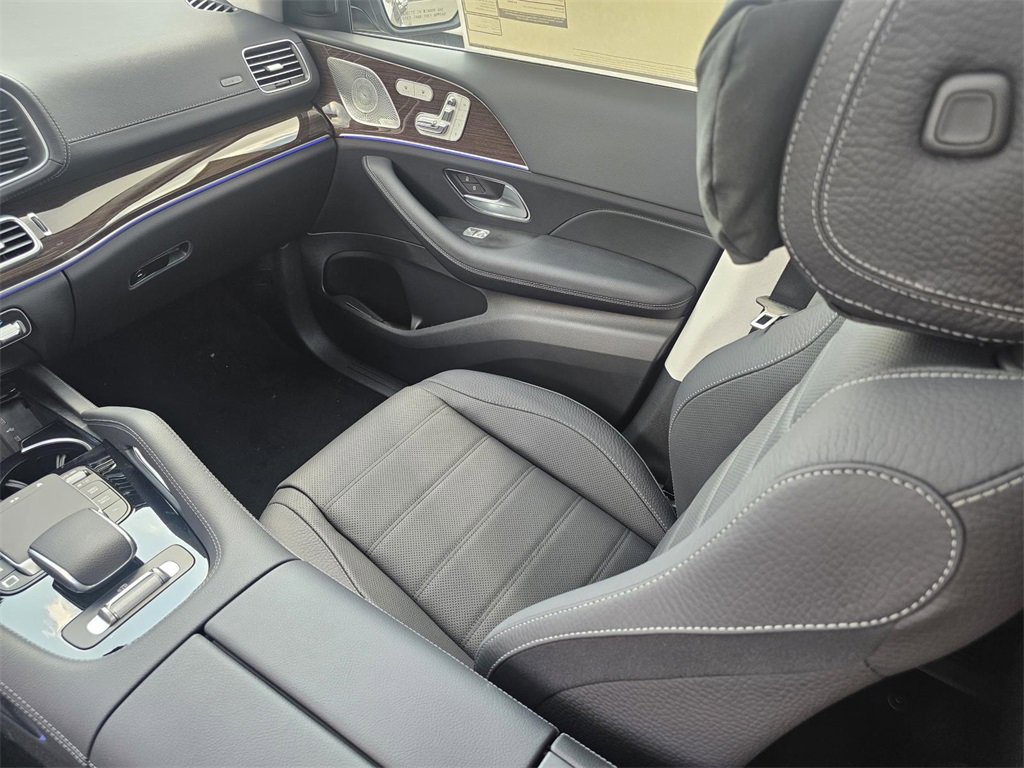 New 2026 Mercedes-Benz GLS 450 4MATIC image 29