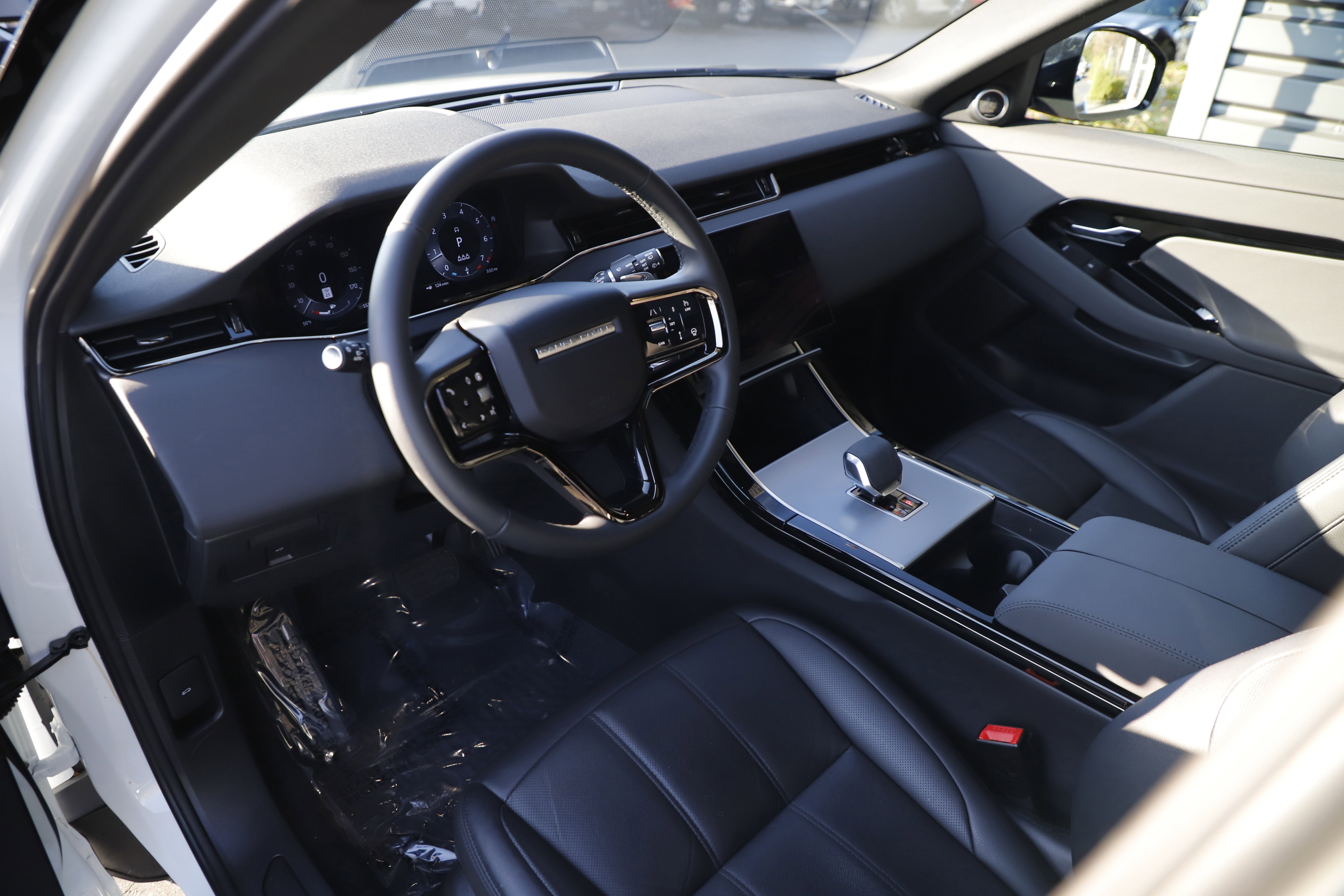 Certified 2025 Land Rover Range Rover Evoque S image 20