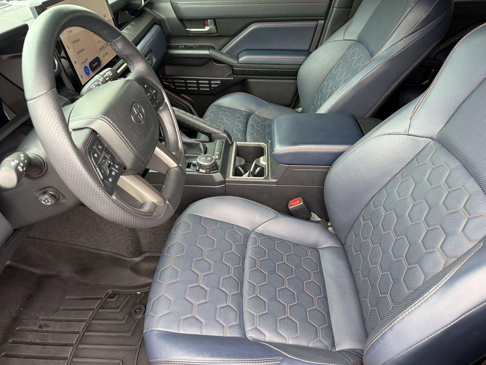 Used 2025 Toyota 4Runner Platinum AWD/4WD image 5