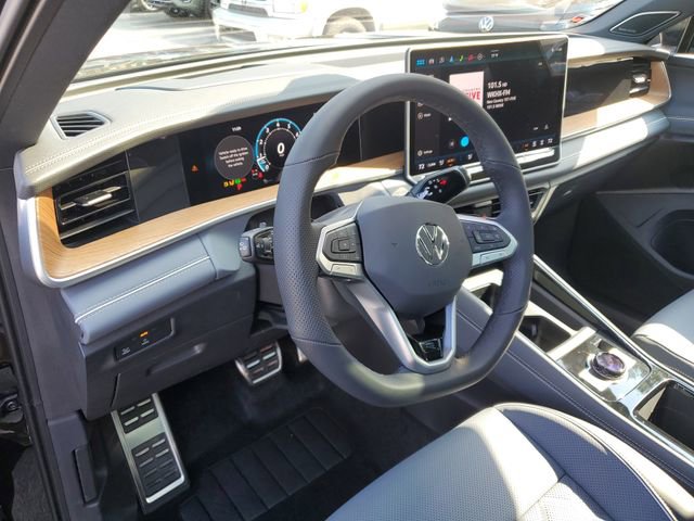 New 2026 Volkswagen Tiguan SEL R-Line image 22