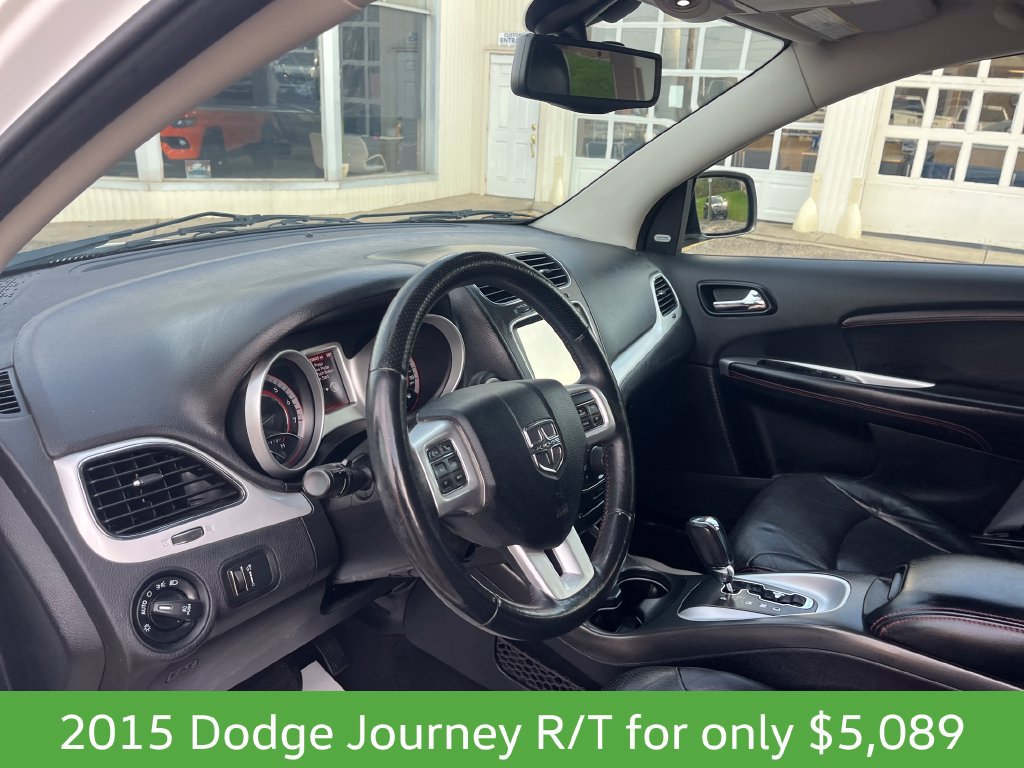 Used 2015 Dodge Journey R/T w/ Flexible Seating Group FWD image 15