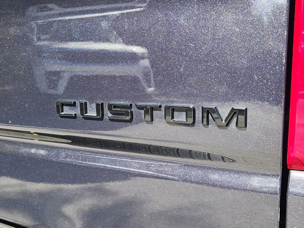 Used 2023 Chevrolet Silverado 1500 Custom w/ LPO, Dark Essentials Package RWD image 10