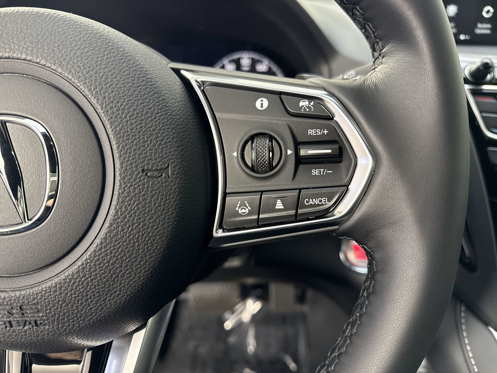 New 2026 Acura RDX SH-AWD image 13