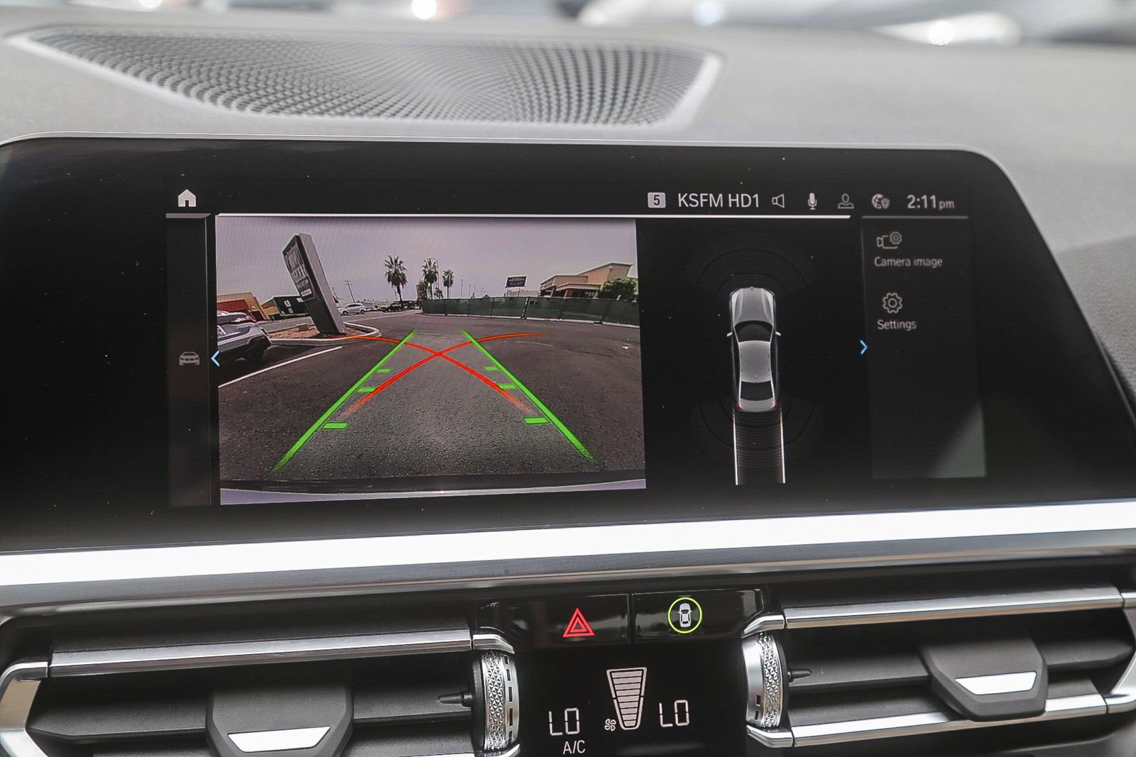 Used 2022 BMW 330e xDrive w/ M Sport Package image 26