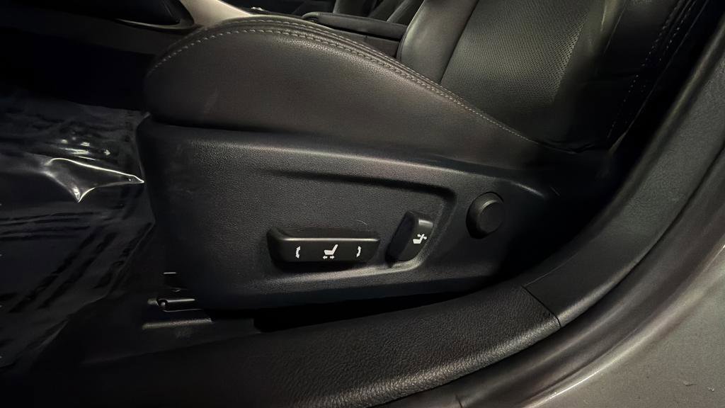 Used 2016 Lexus IS 300 AWD w/ Premium Package image 15