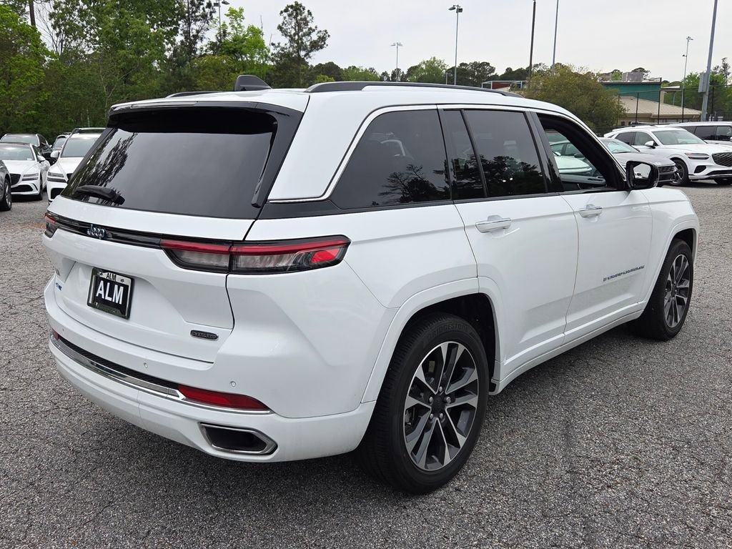 Used 2023 Jeep Grand Cherokee Overland AWD/4WD image 12