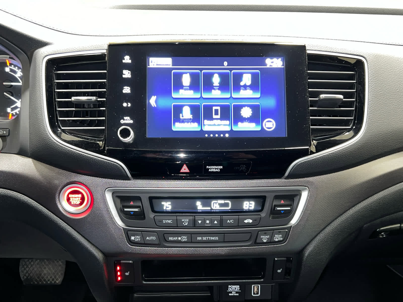 Certified 2023 Honda Ridgeline RTL image 32