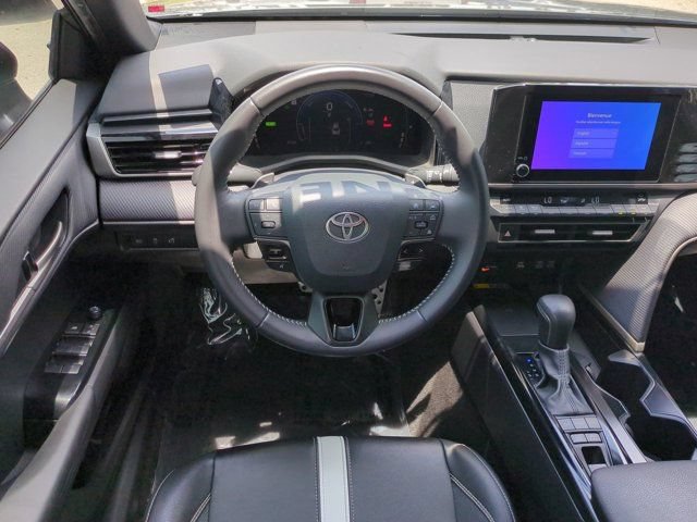 Used 2025 Toyota Camry SE FWD image 14