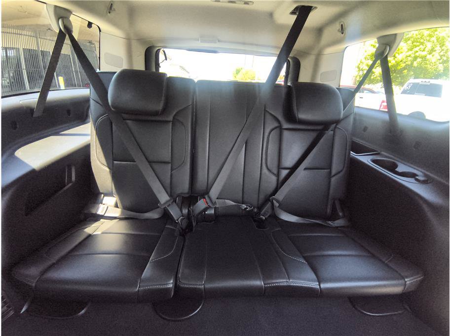 Used 2019 Chevrolet Suburban Premier AWD/4WD image 11
