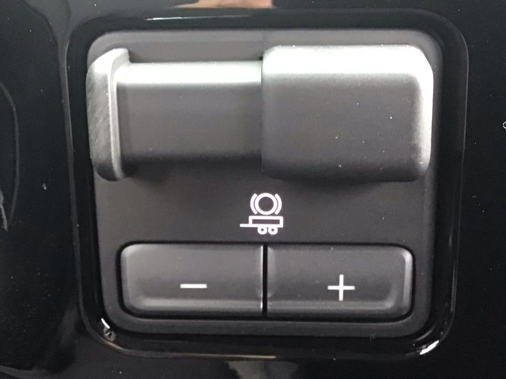 New 2025 Chevrolet Silverado 1500 RST image 32