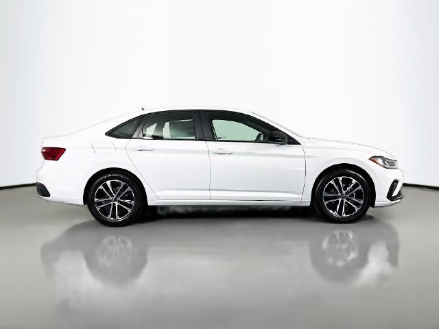 New 2026 Volkswagen Jetta Sport FWD image 8