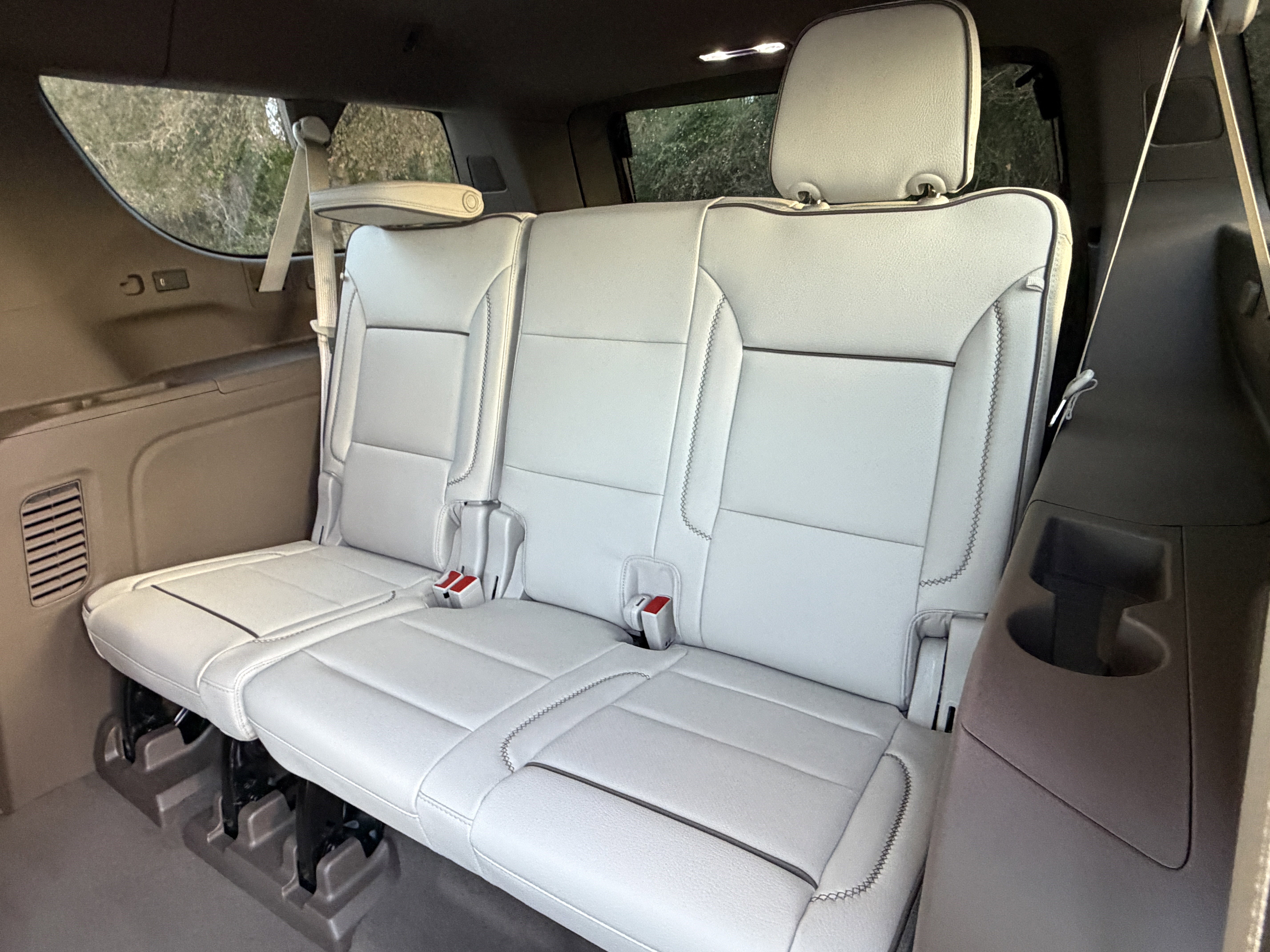 New 2026 GMC Yukon XL Denali image 18