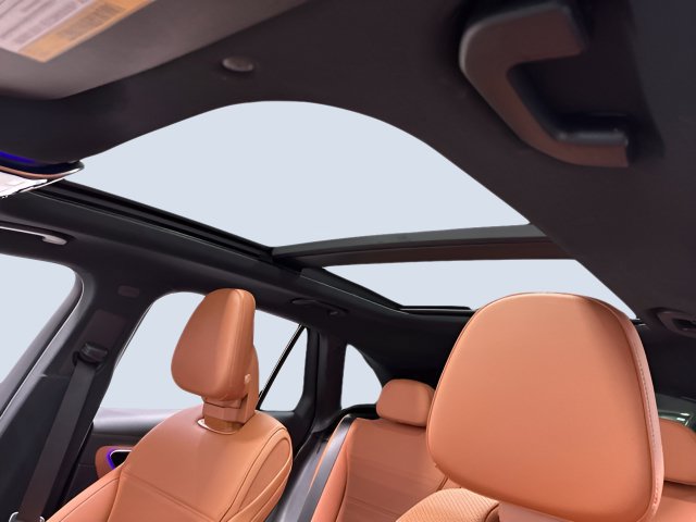 Certified 2025 Mercedes-Benz GLC 350e 4MATIC image 30