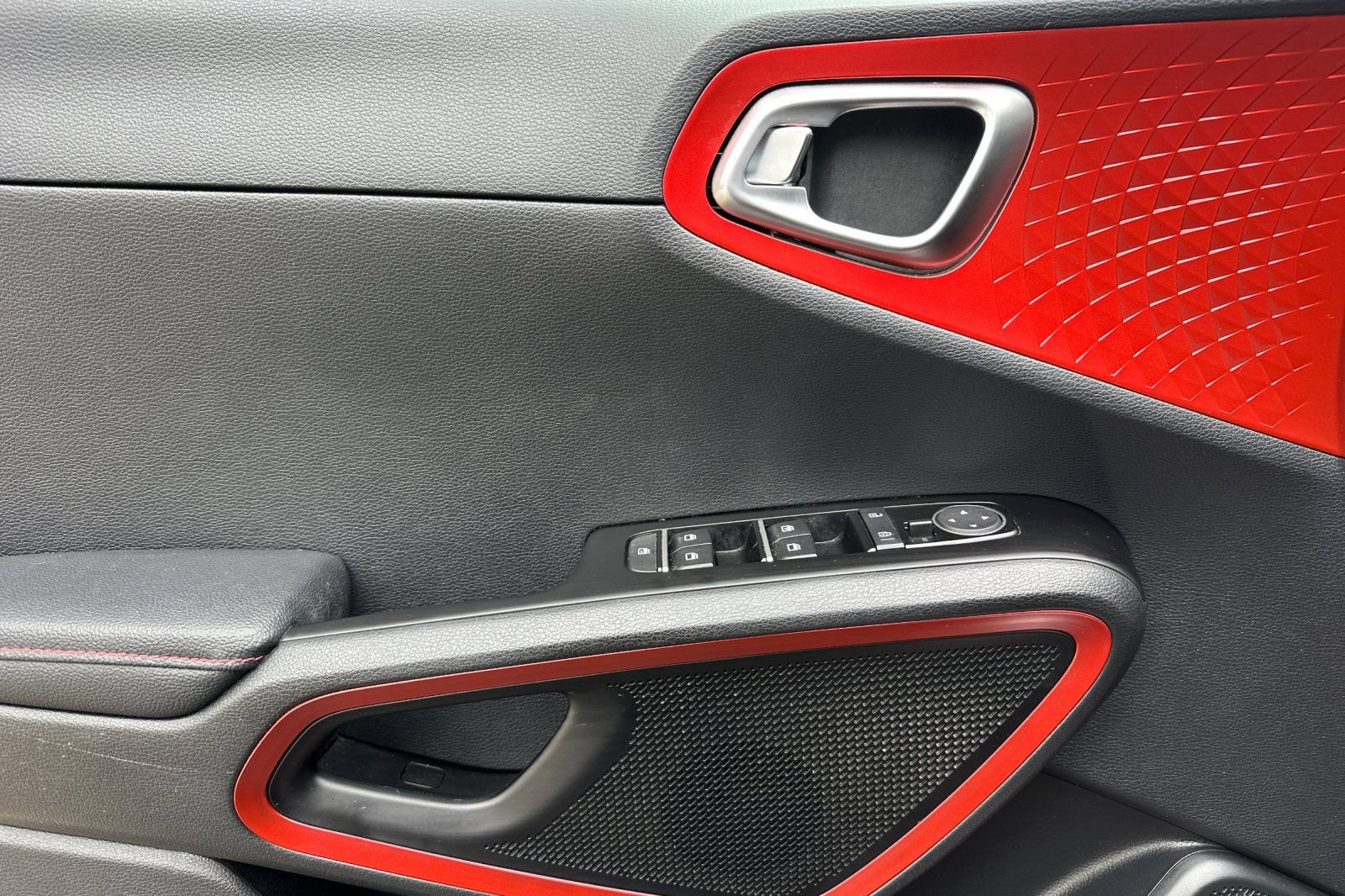 Certified 2023 Kia Soul GT-Line w/ GT-Line Technology Package FWD image 11