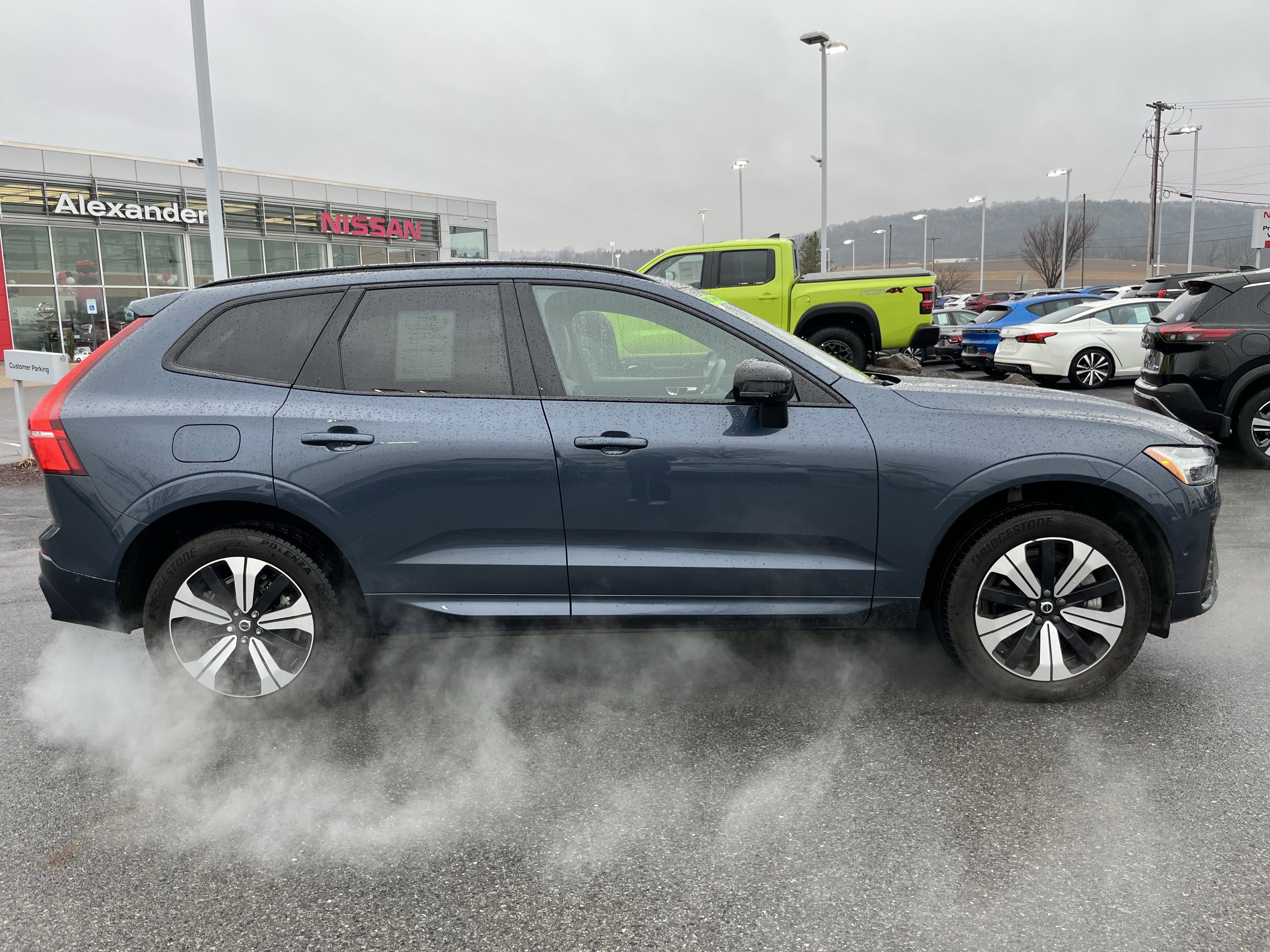 Used 2023 Volvo XC60 T8 Plus video 2