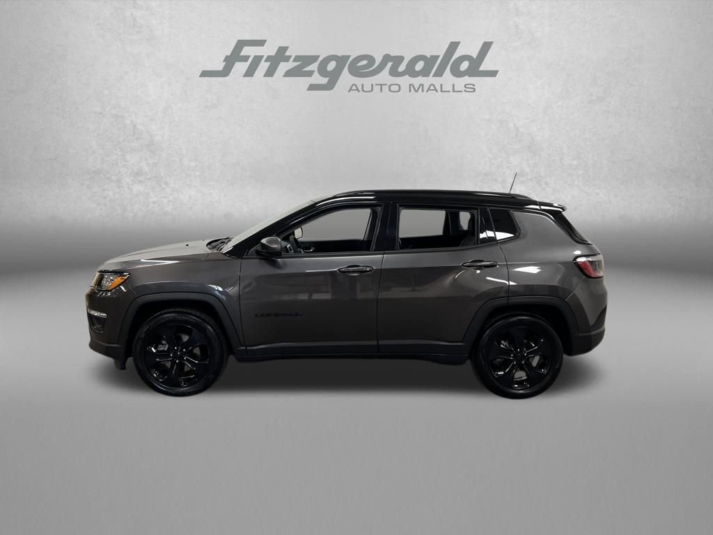 Used 2021 Jeep Compass Latitude image 2
