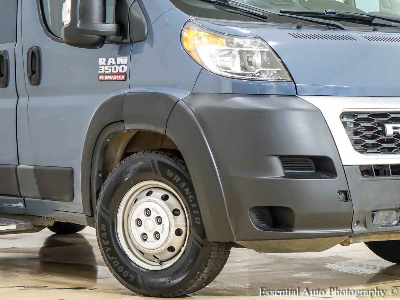Used 2021 RAM ProMaster 3500 FWD image 3