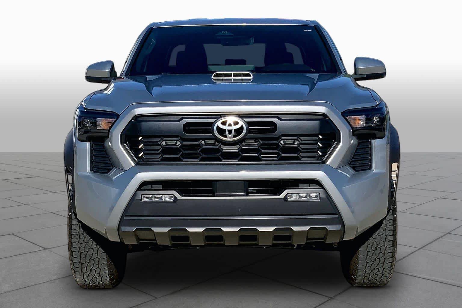Used 2024 Toyota Tacoma TRD Off-Road AWD/4WD image 4
