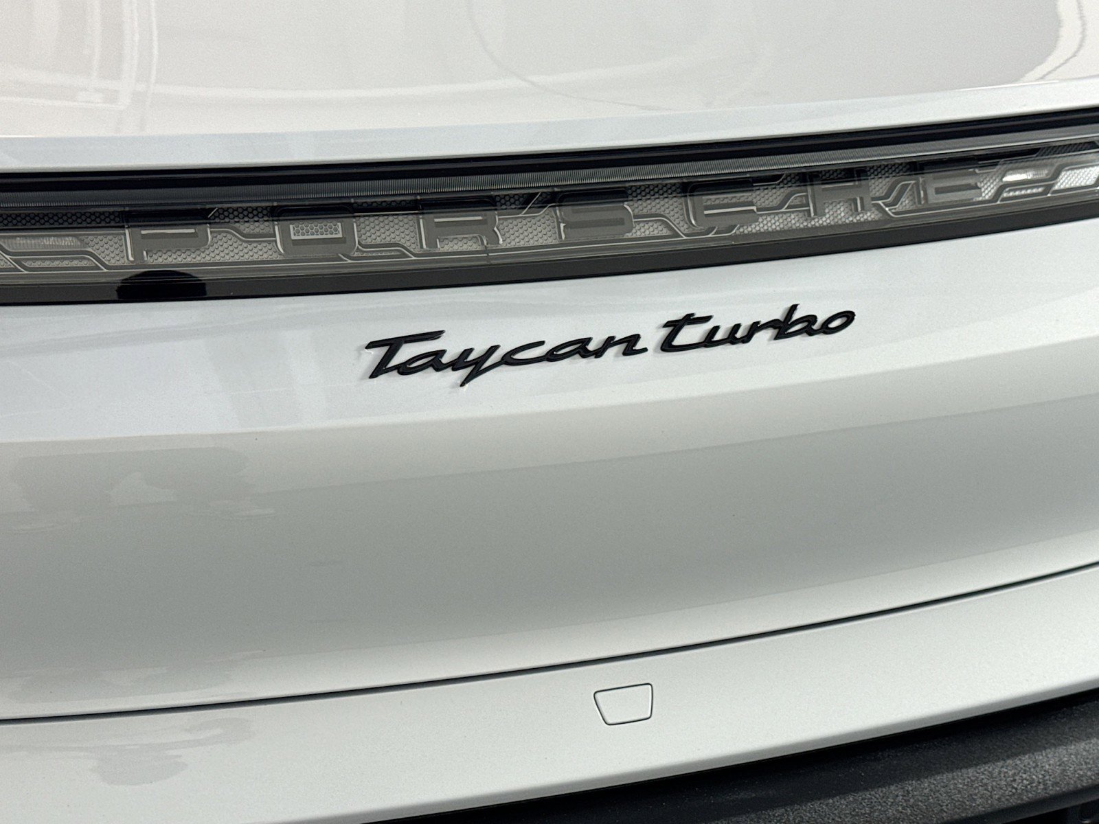 Certified 2021 Porsche Taycan Turbo image 25