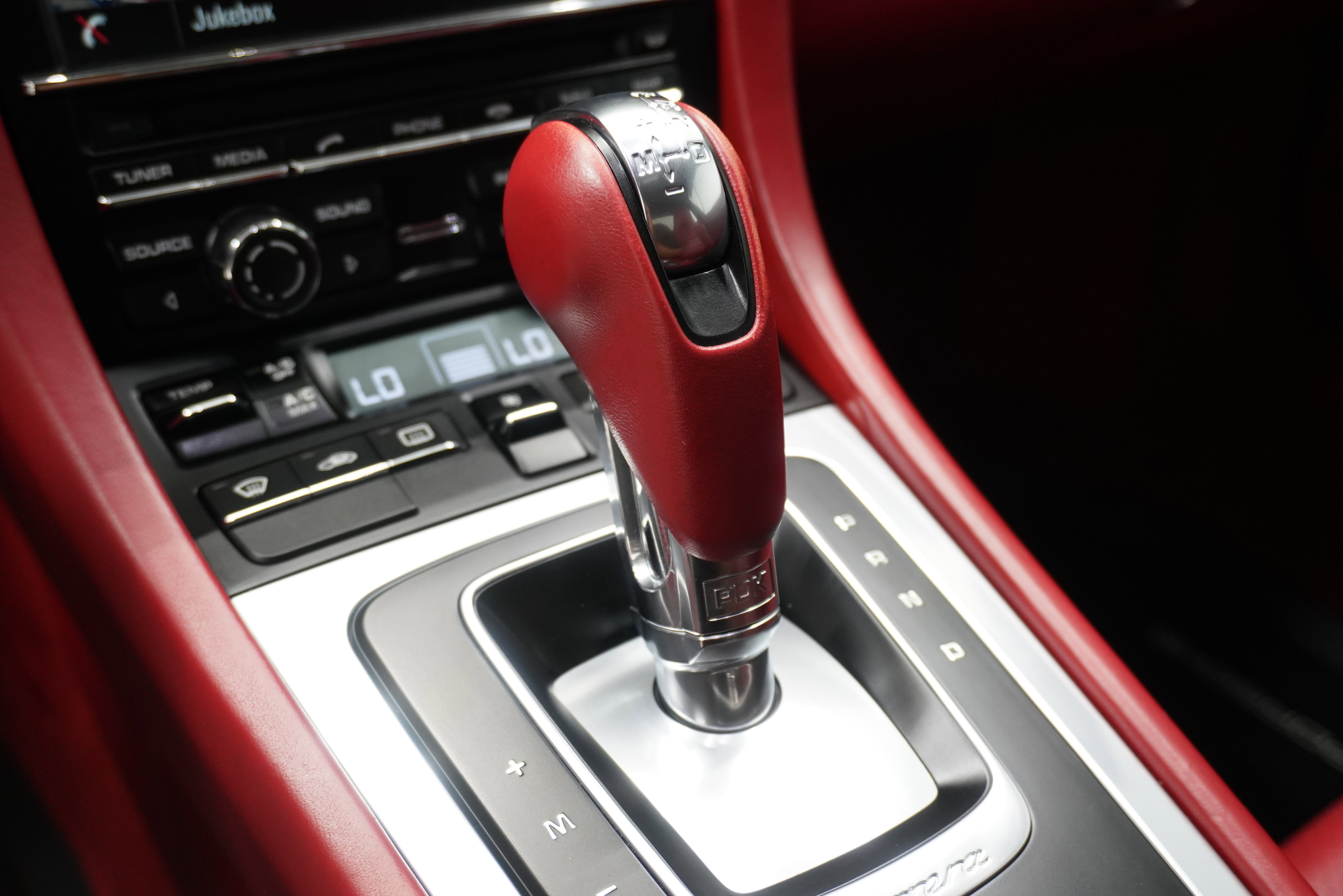 Used 2015 Porsche 911 Carrera image 19