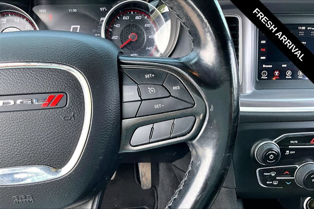 Used 2020 Dodge Charger SXT RWD image 14