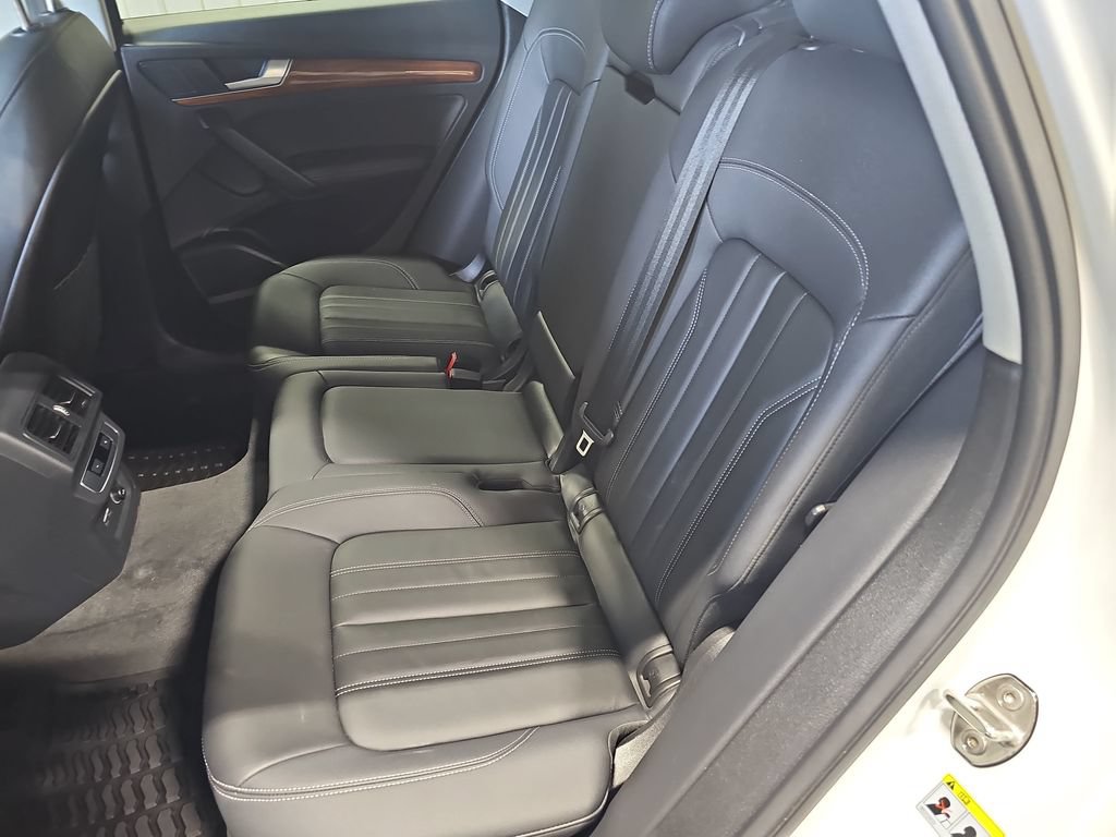 Used 2023 Audi Q5 2.0T Premium Plus w/ Premium Plus Package AWD/4WD image 14