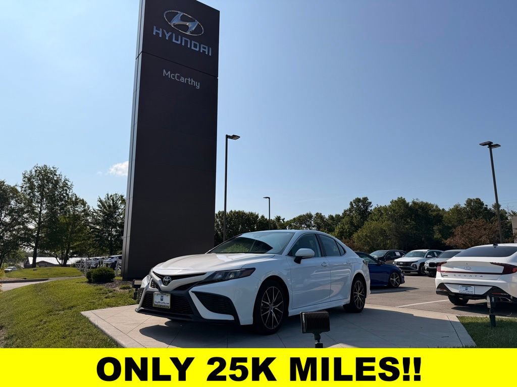 Used 2023 Toyota Camry SE w/ Convenience Package