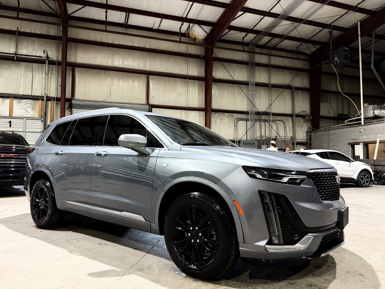 Used 2022 Cadillac XT6 Luxury AWD/4WD image 1