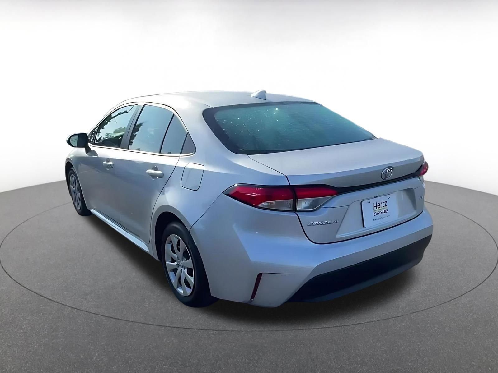 Used 2025 Toyota Corolla LE image 11