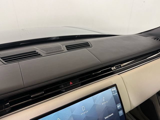 Used 2024 Land Rover Range Rover Autobiography AWD/4WD image 35