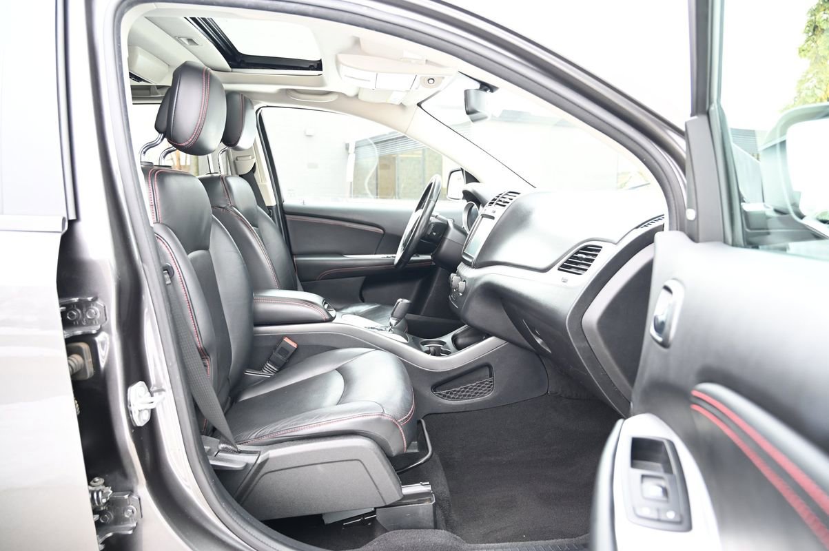 Used 2017 Dodge Journey GT w/ Driver Convenience Group image 44