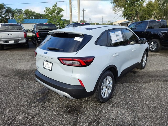 New 2026 Ford Escape Active w/ Tech Pack #1 FWD image 3