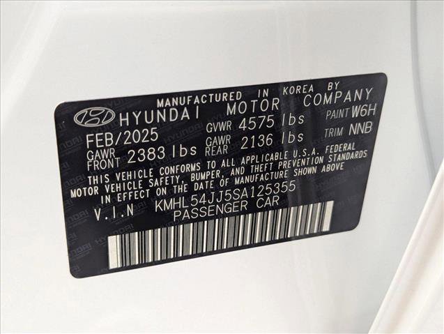 New 2025 Hyundai Sonata Limited image 17