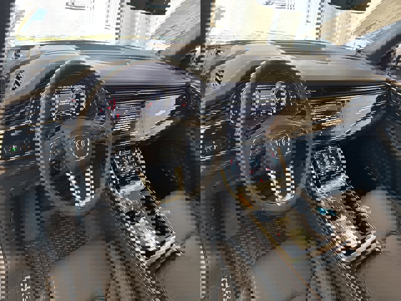 New 2025 Audi Q8 Prestige image 17