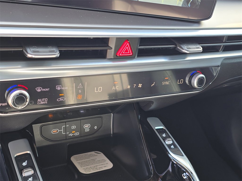 New 2026 Kia Sorento SX image 25