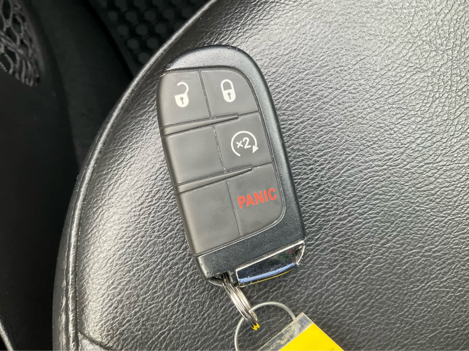 Used 2020 Jeep Compass Latitude AWD/4WD image 23